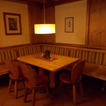 Grillitsch Roesslwirt 3*